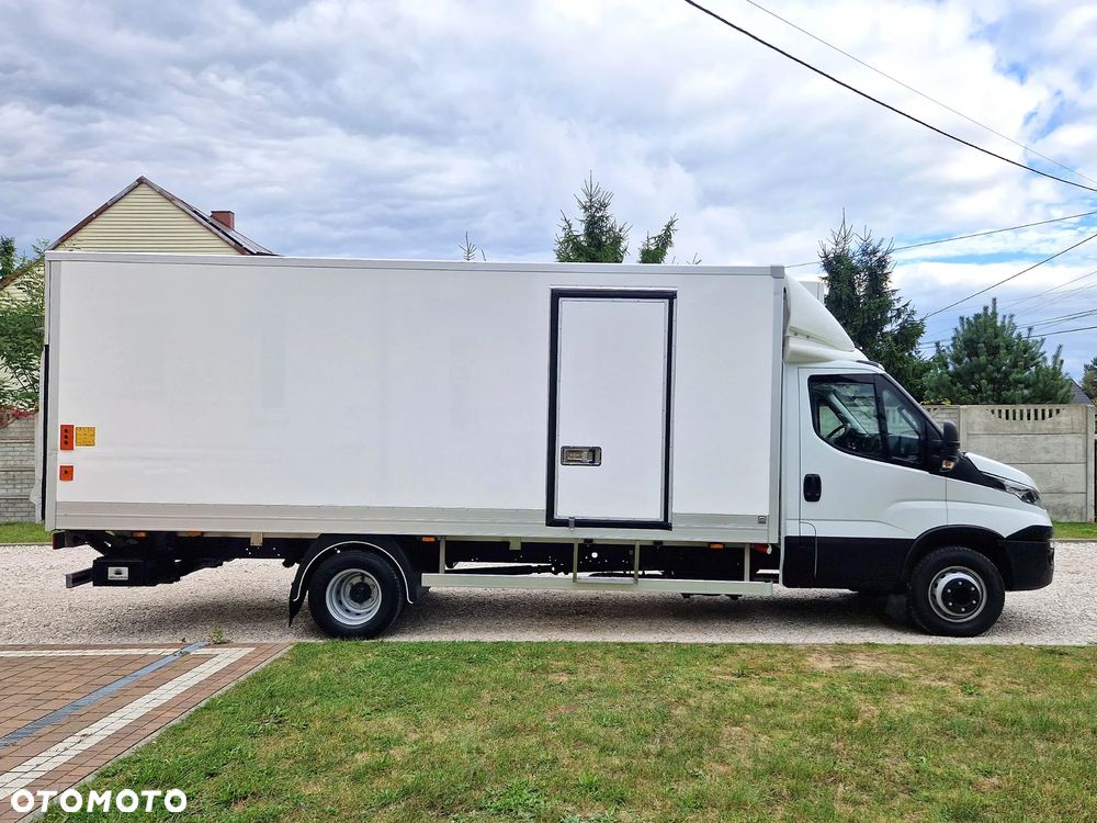 Iveco DAILY - 10