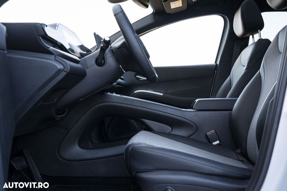 Byd Dolphin - 13