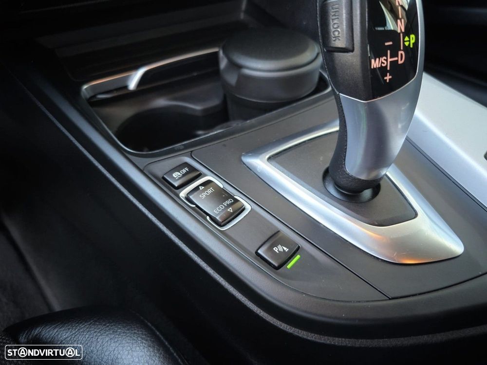 BMW 318 Gran Turismo d Auto - 26