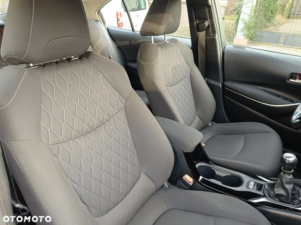 Toyota Corolla 1.6 Comfort - 30