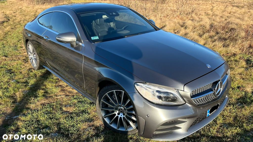 Mercedes-Benz Klasa C 300 4Matic 9G-TRONIC AMG Line - 6