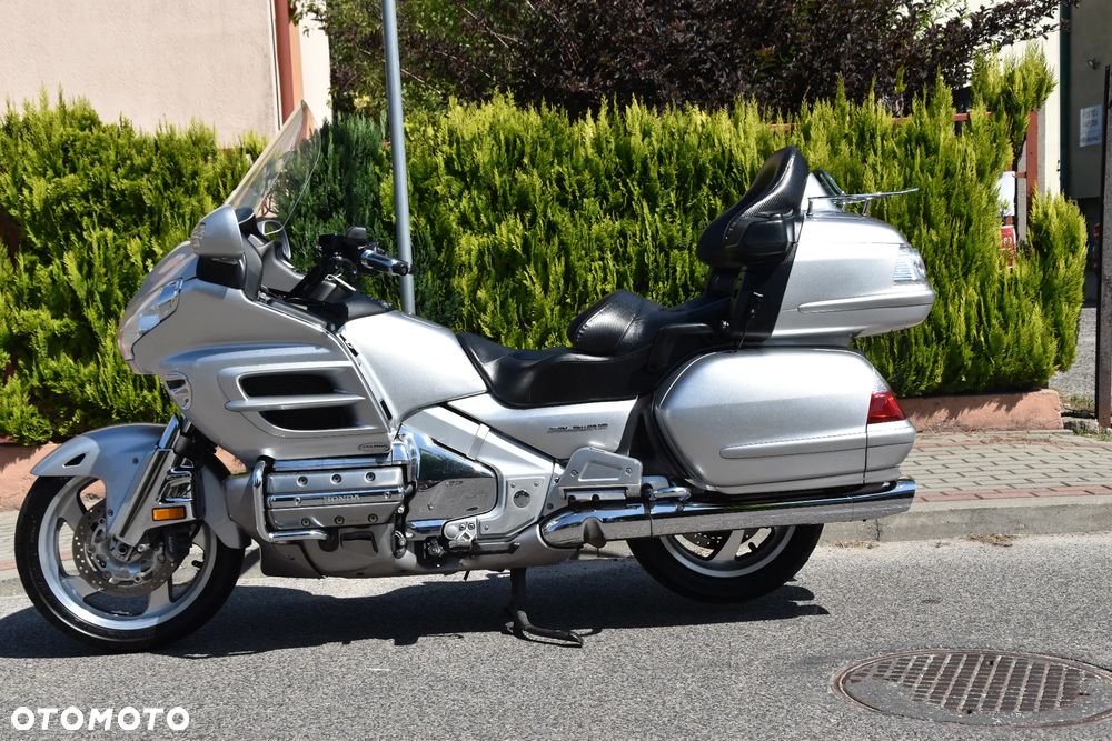 Honda GL - 7