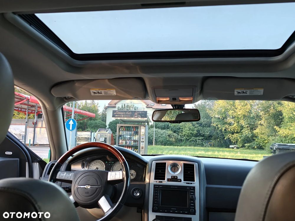 Chrysler 300C 5.7 V8 HEMI AWD Automatik - 16