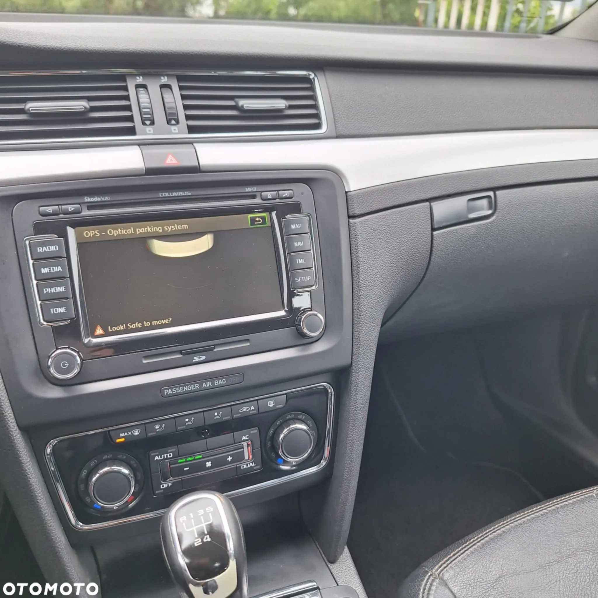 Skoda Superb 1.6 TDI Active Greenline - 12