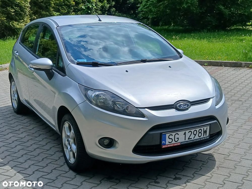 Ford Fiesta 1.25 Silver X (Ambiente) - 32