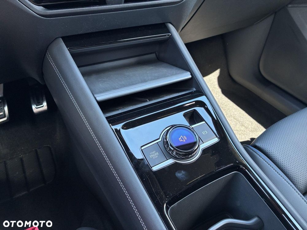 Volkswagen Tiguan - 25