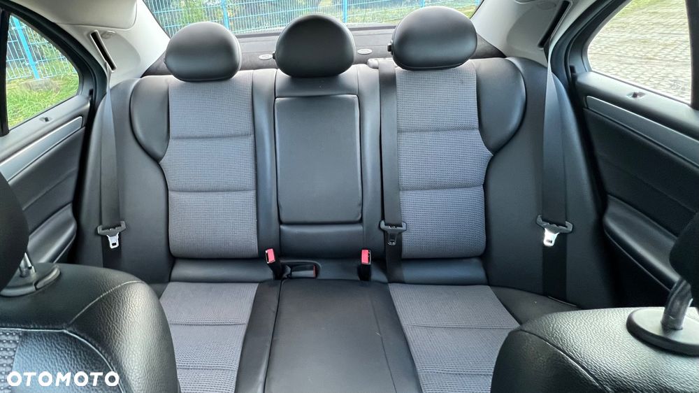 Mercedes-Benz Klasa C - 13