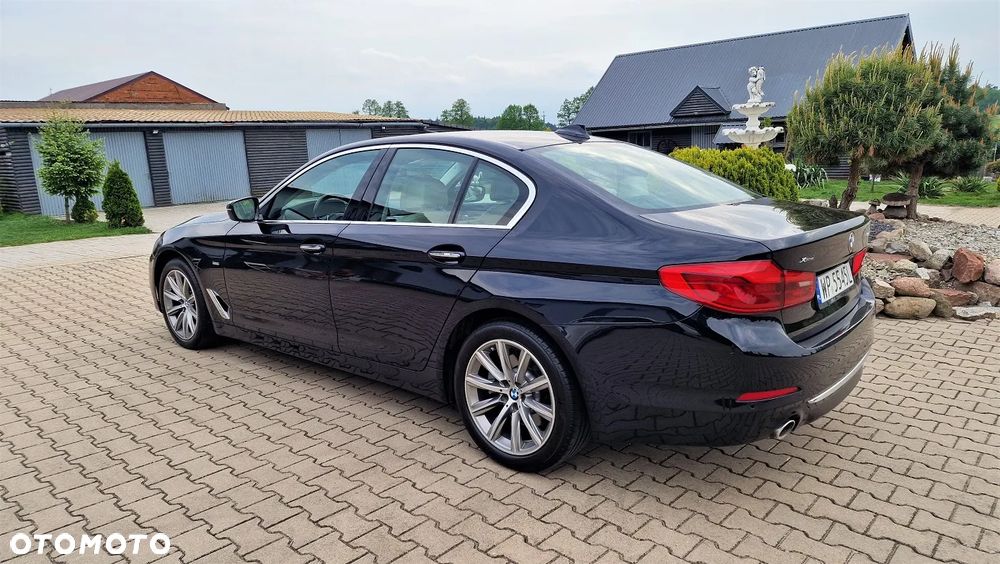 BMW Seria 5 520d xDrive Luxury Line - 3