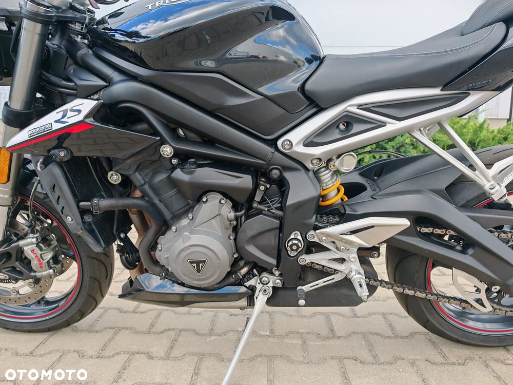 Triumph Street Triple - 25