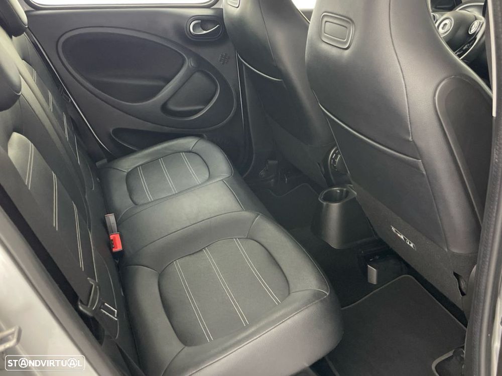 Smart ForFour EQ - 21