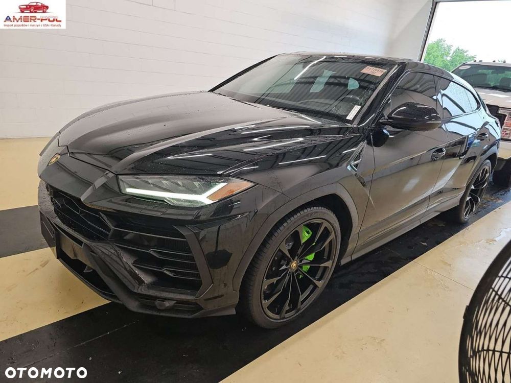 Lamborghini Urus - 1