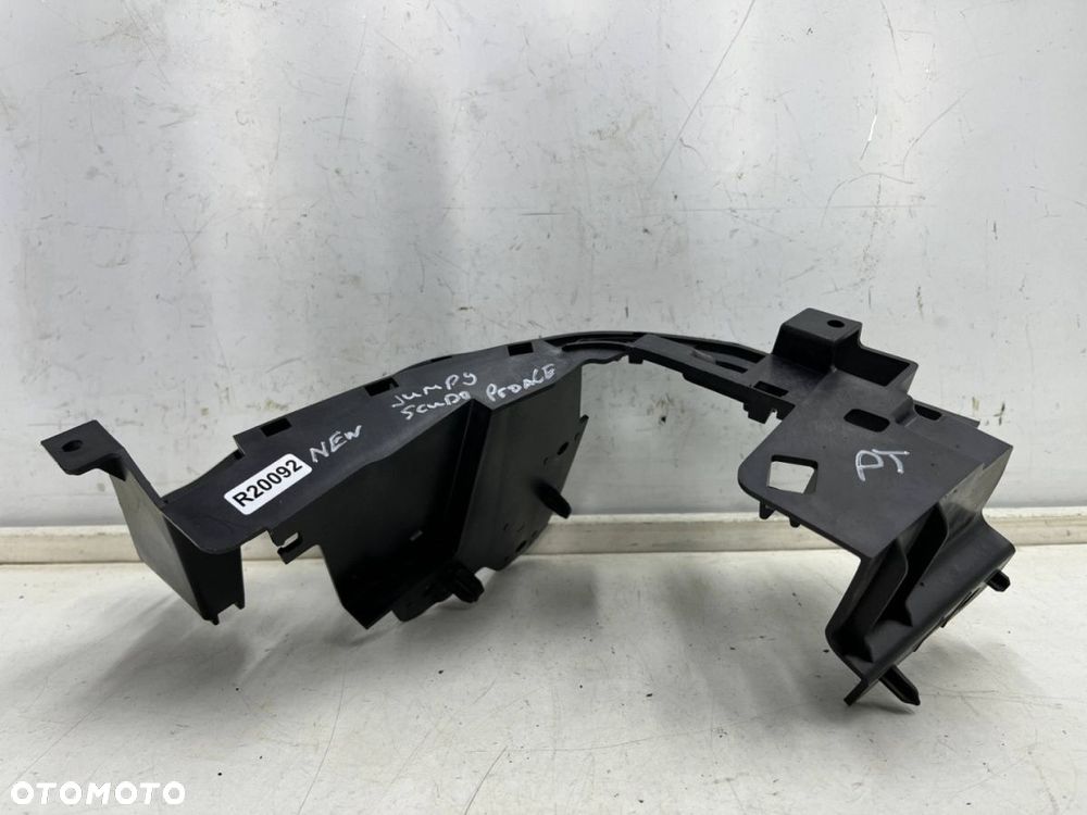 Ślizg Citroen Jumpy Expert Scudo Vivaro C Zafira Life ProAce 16r.- prawe tylne mocowanie wspornik - 3