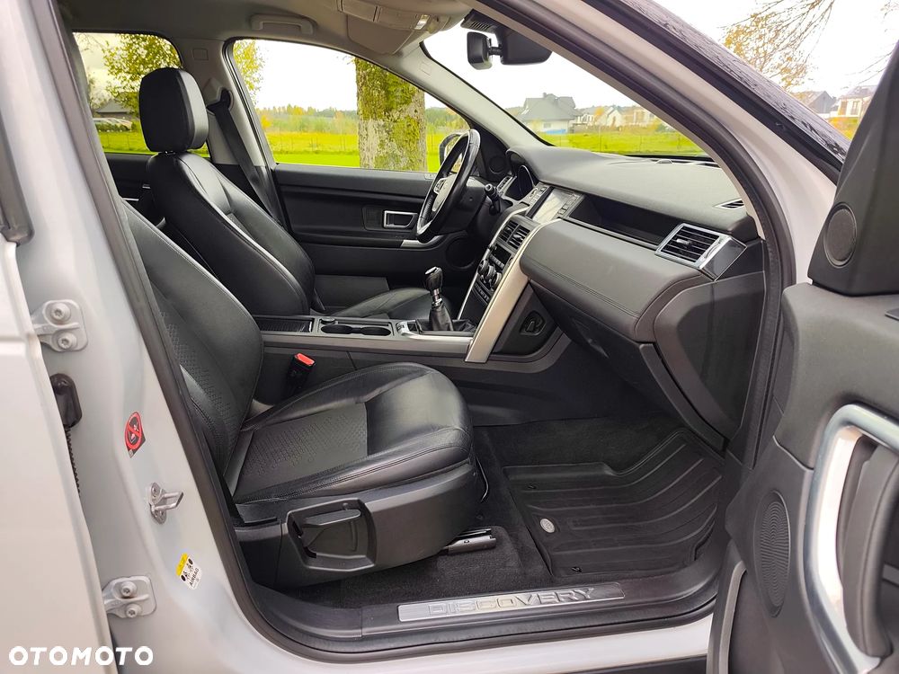 Land Rover Discovery Sport 2.0 TD4 SE - 12