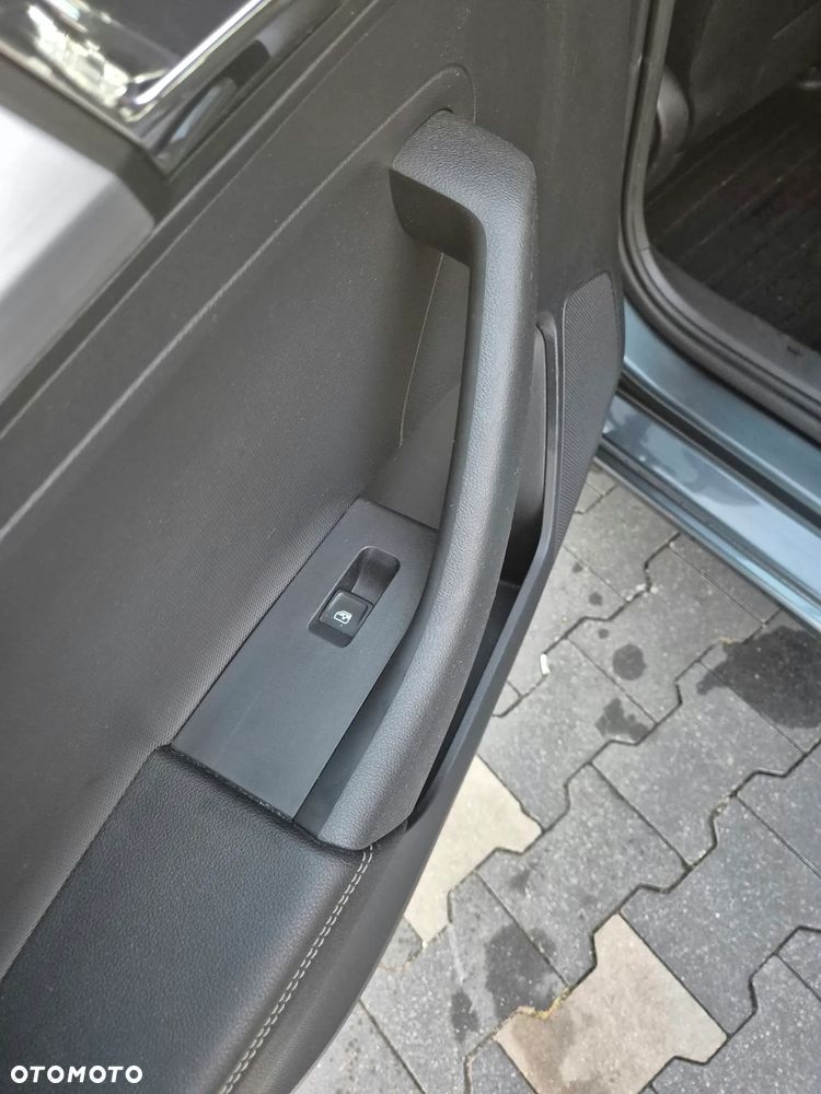Skoda RAPID 1.6 TDI DPF Ambition - 21