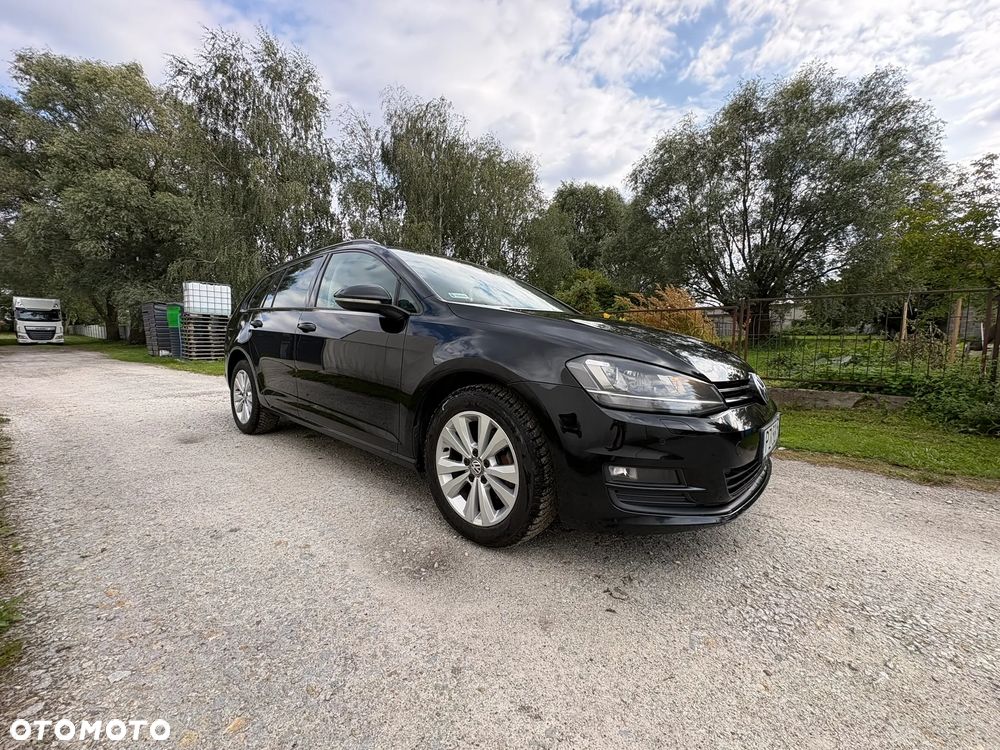 Volkswagen Golf 1.6 TDI BlueMotion Trendline - 4