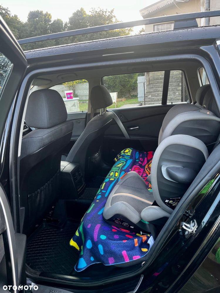 BMW Seria 5 523i - 14