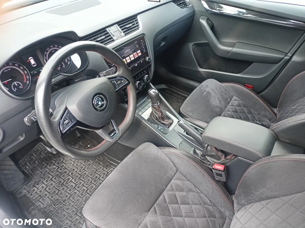 Skoda Octavia 2.0 TDI 4x4 RS DSG - 8