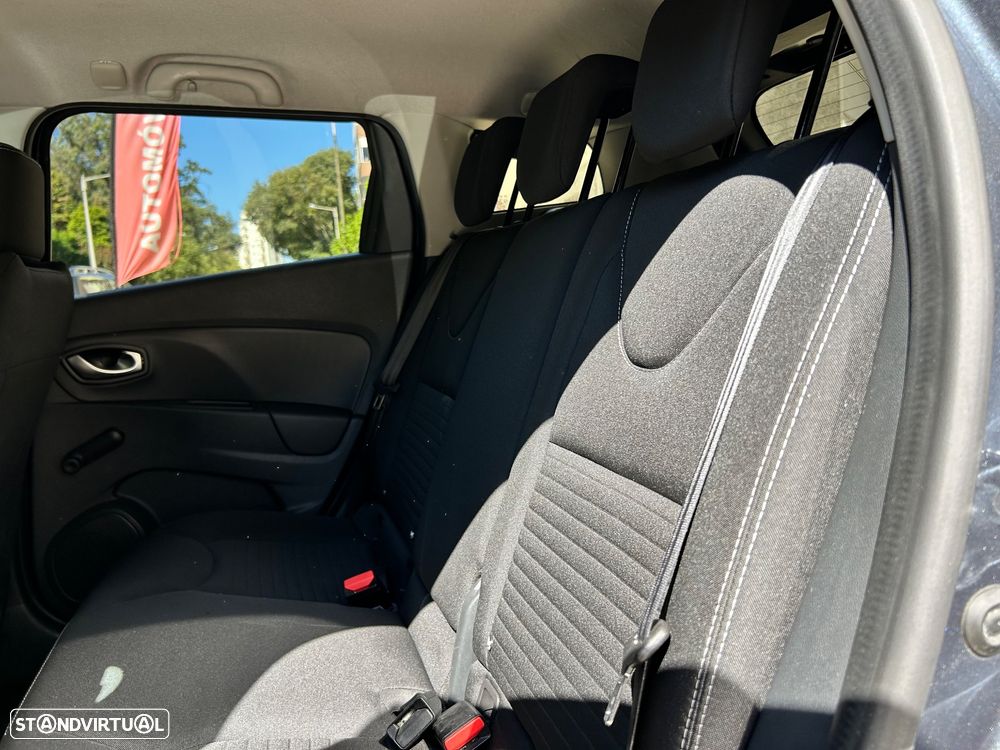 Renault Clio Sport Tourer 0.9 TCe Limited Edition - 12