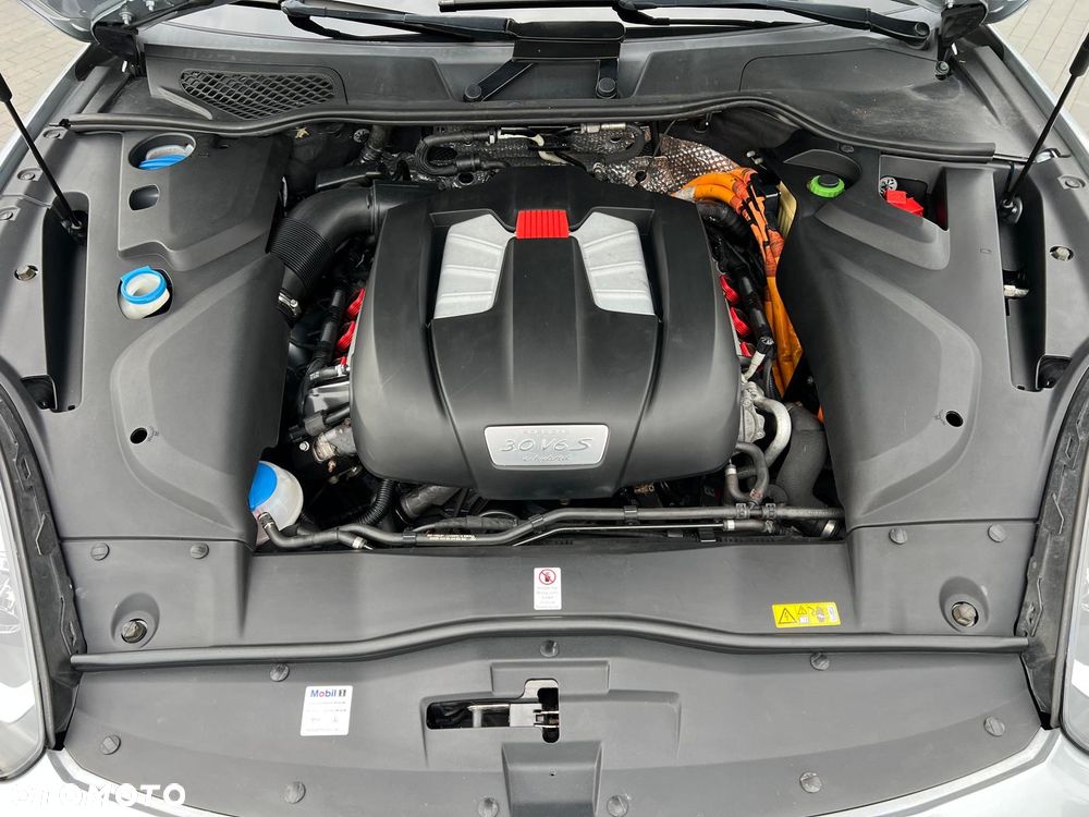 Porsche Cayenne - 38