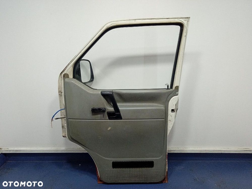 VOLKSWAGEN TRANSPORTER T4 DRZWI PRZÓD PRAWE  PRZEDNIE EU - 10