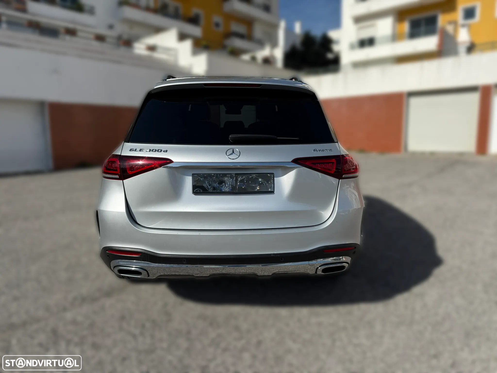 Mercedes-Benz GLE 300 d 4Matic - 4