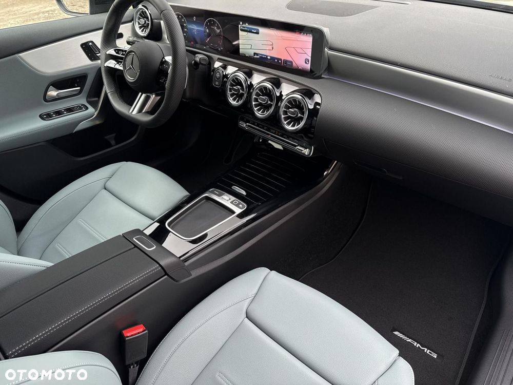 Mercedes-Benz Klasa A - 25