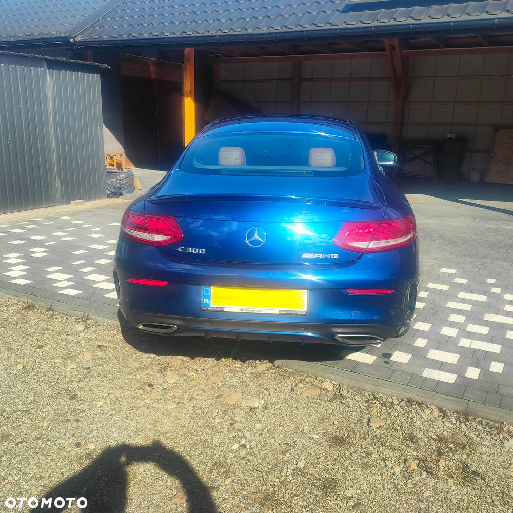 Mercedes-Benz Klasa C 300 7G-TRONIC AMG Line - 8