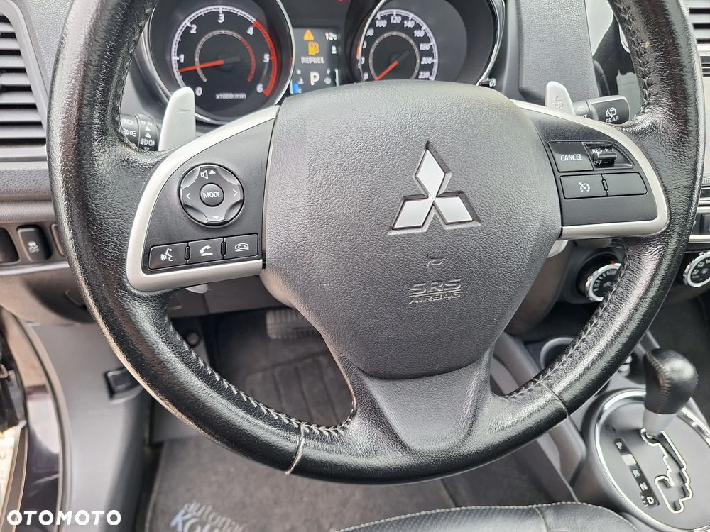 Mitsubishi ASX 2.2 DI-D 4WD Automatik Diamant Edition - 25