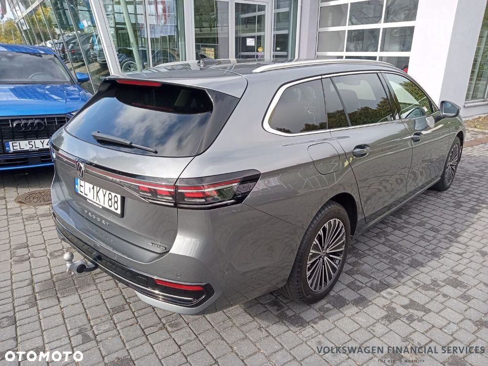 Volkswagen Passat 2.0 TDI SCR 4Mot Elegance DSG - 3
