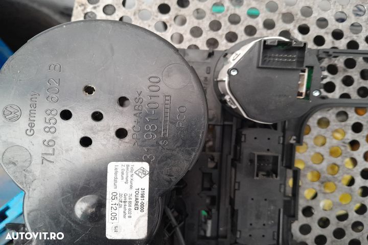 Consola centrala 7L6858602B Volkswagen VW Touareg generatia 1 7L  [di - 1