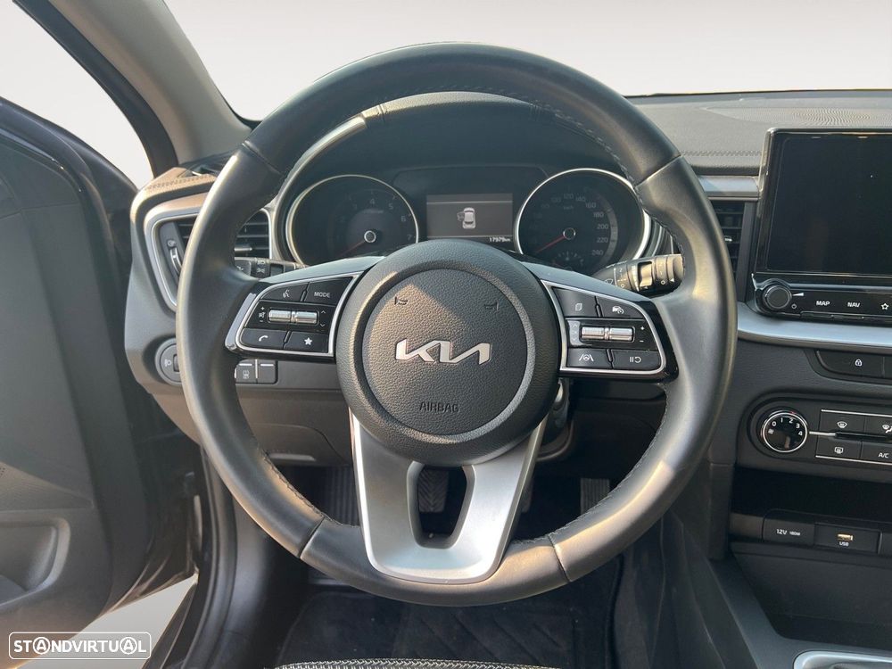 Kia XCeed 1.0 T-GDI Dynamic - 12