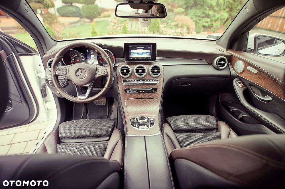 Mercedes-Benz GLC - 14