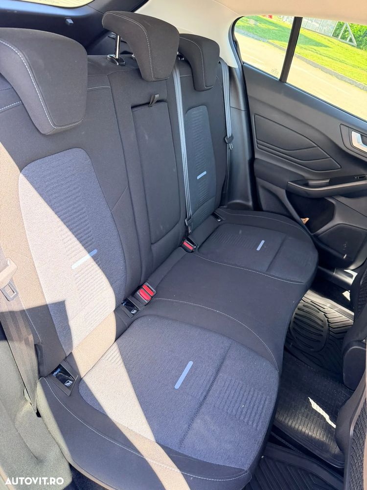 Ford Focus 1.0 EcoBoost 7DCT MHEV Active - 6