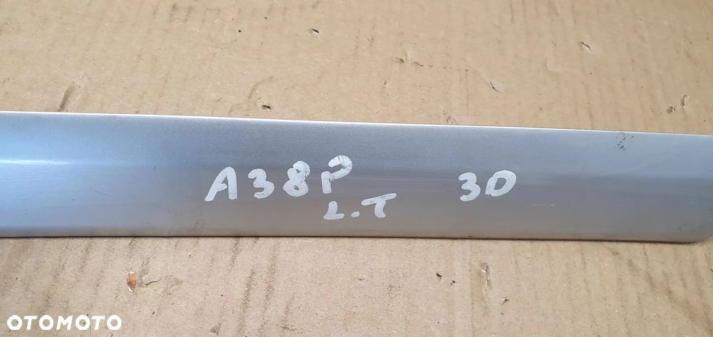 Listwa błotnika lewy tył tylna lewa Audi A3 8P 3D 8P3853983D - 5