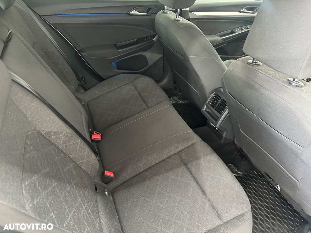 Volkswagen Golf 1.5 eTSI ACT DSG MHEV Life - 15