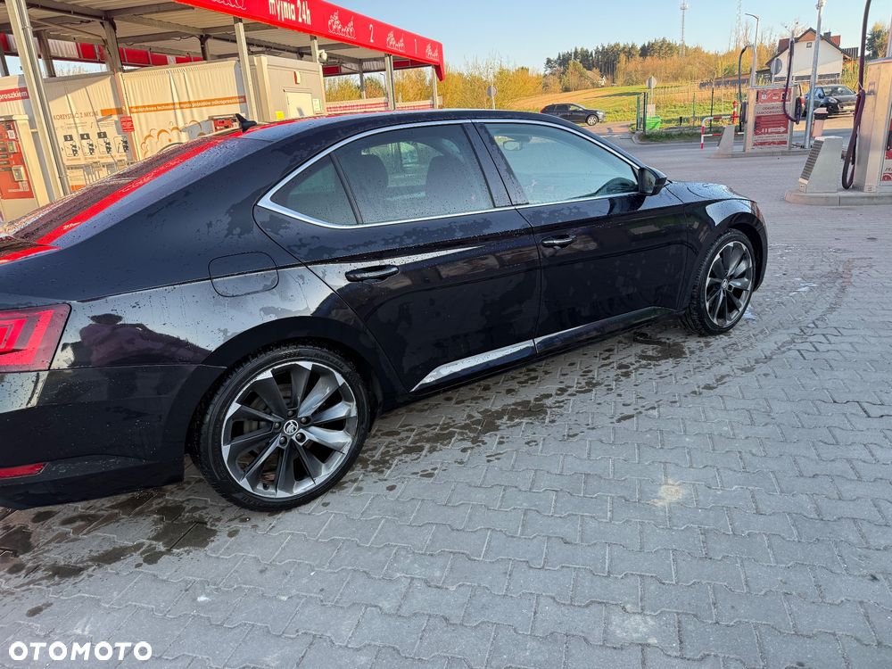 Skoda Superb 1.8 TSI Style DSG - 5