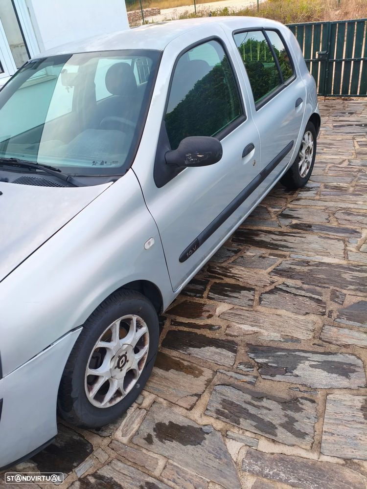 Renault Clio 1.2 Confort Authentique GPL - 5