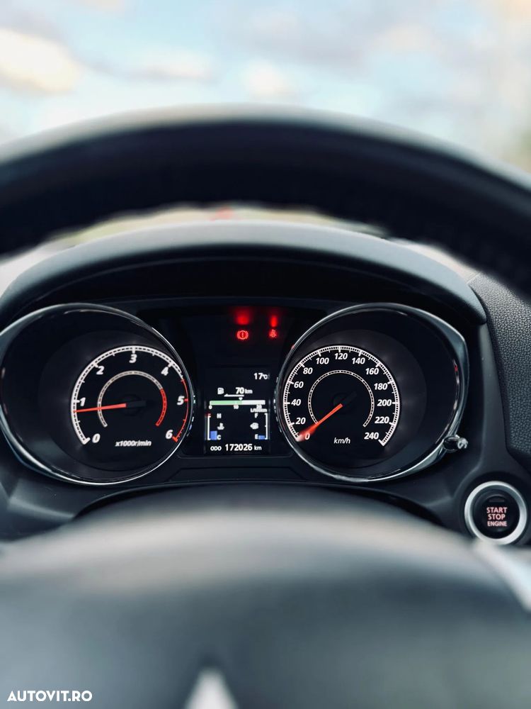 Mitsubishi ASX 1.8 DI-D 4WD Intense - 24