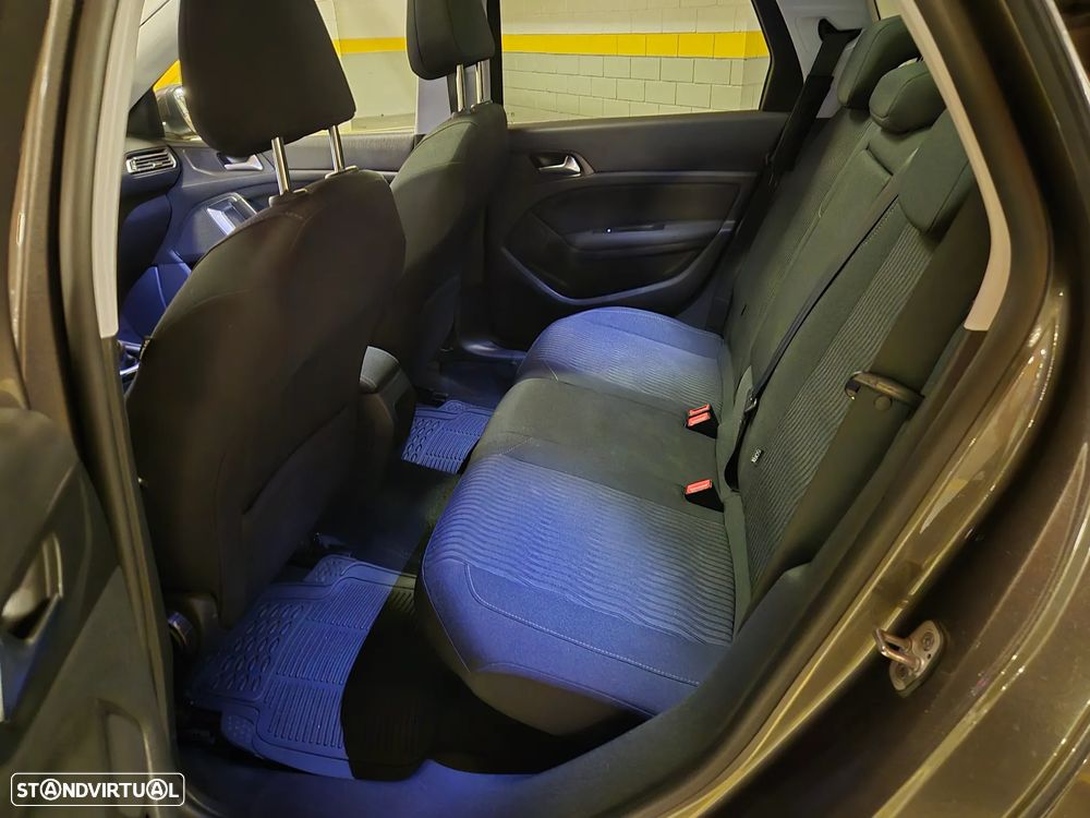 Peugeot 308 SW BlueHDi 120 Stop & Start Style - 24
