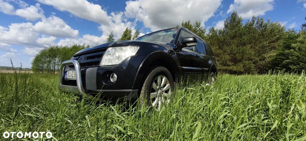 Mitsubishi Pajero - 8