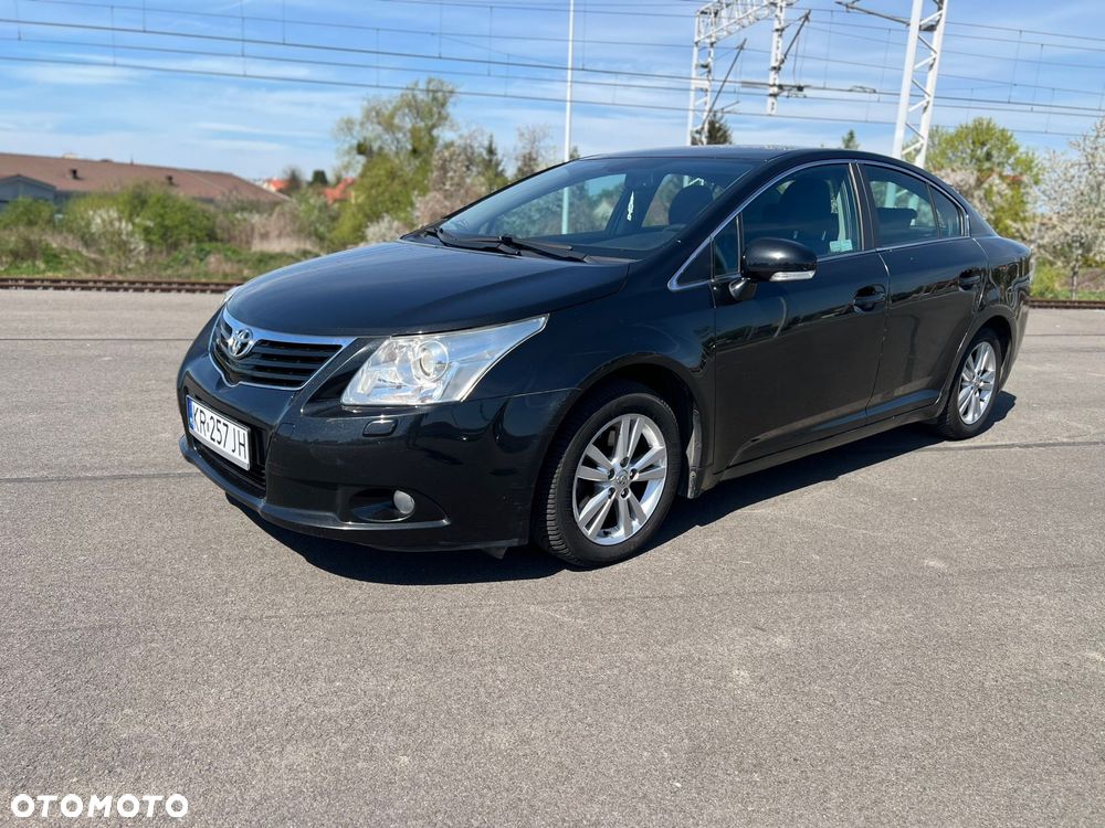 Toyota Avensis - 2