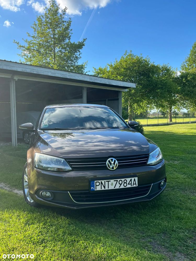 Volkswagen Jetta 1.4 TSI DSG Highline - 2