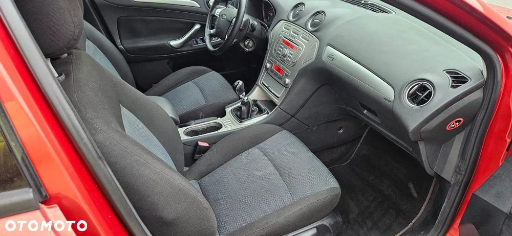 Ford Mondeo - 4