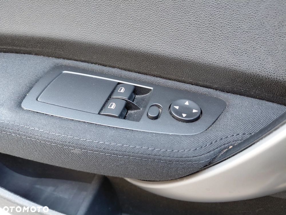 BMW Seria 1 - 18