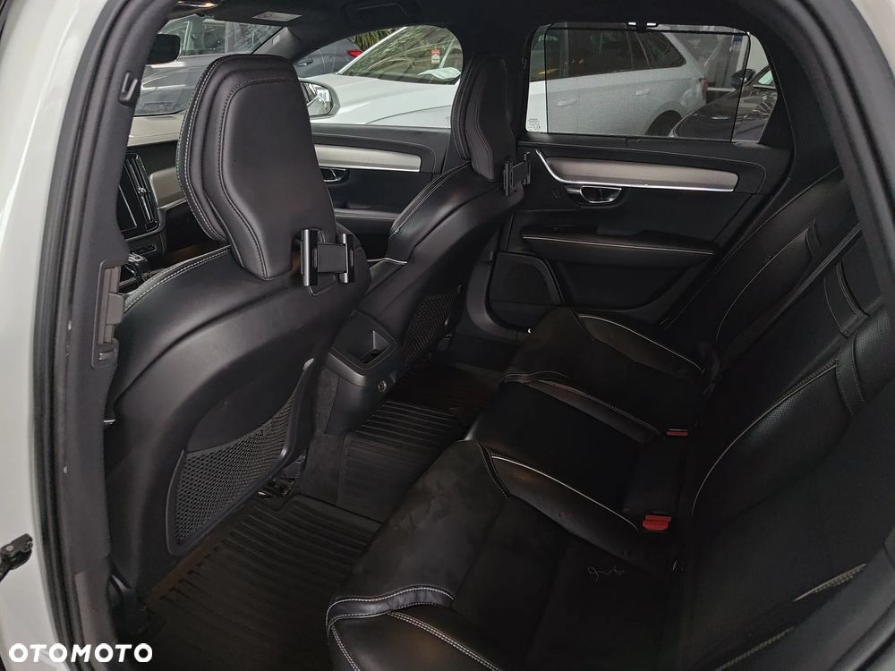 Volvo V90 D4 R-Design - 7