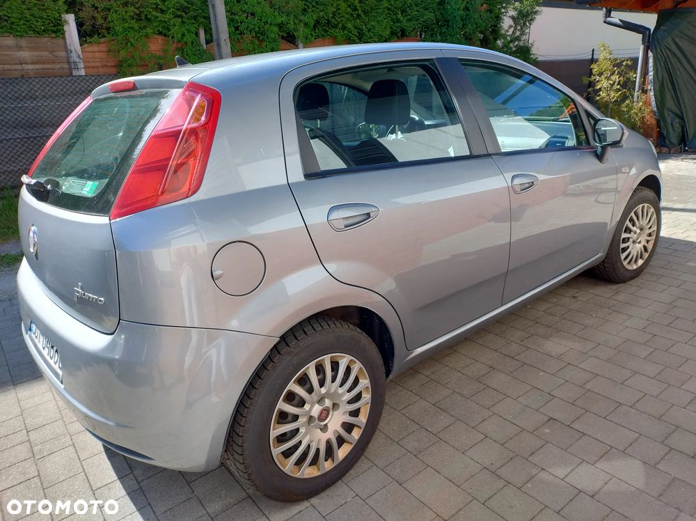 Fiat Grande Punto - 4