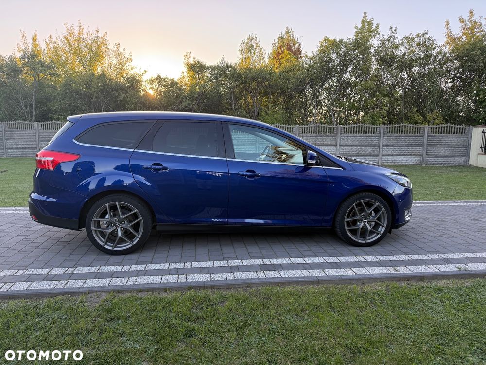 Ford Focus - 10