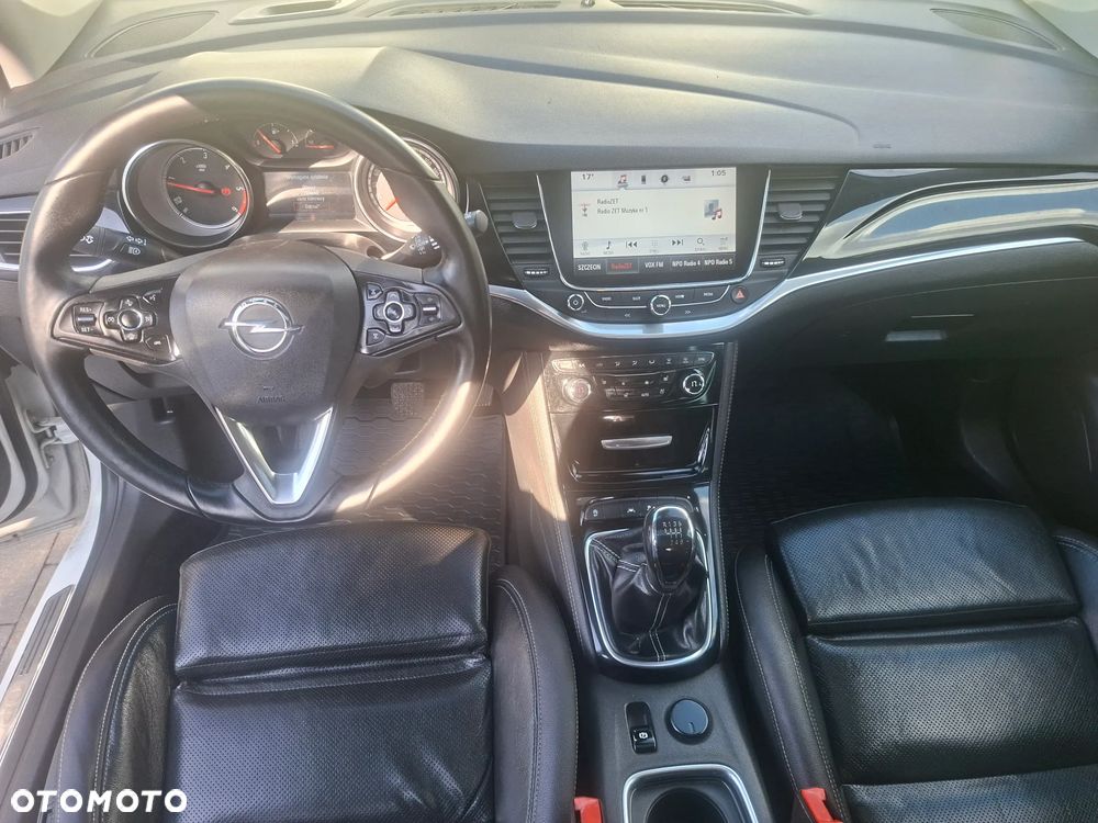 Opel Astra 1.6 CDTI Elite S&S - 13