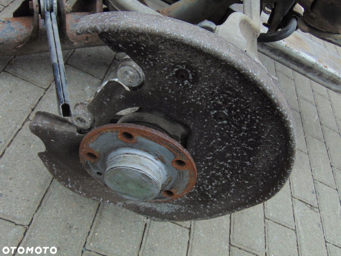 BELKA OŚ ZAWIESZENIE TYŁ AUDI A4 B8 KOMBI EUROPA - 13