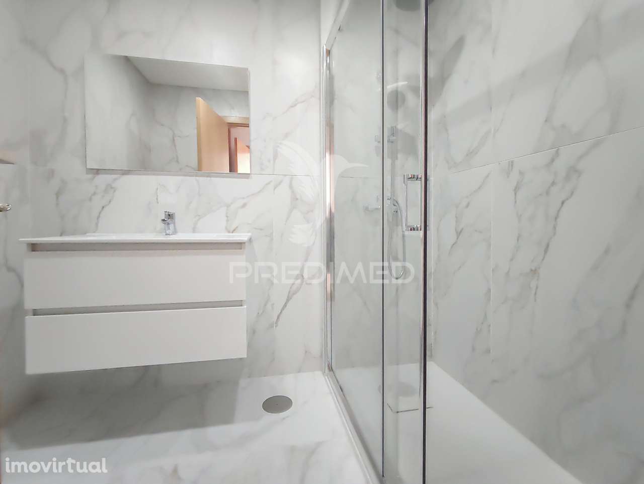 Apartamento T1 com terraço - Grande imagem: 3/10